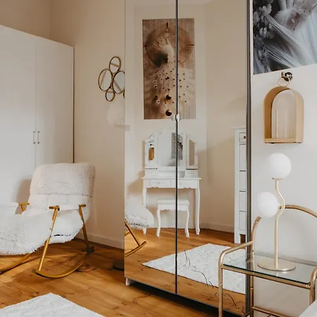 Lejlighed Bujwida - Unikalny Przy Placu Grunwaldzkim, Uniwersytetach I Politechnice - - Fair Wrocław