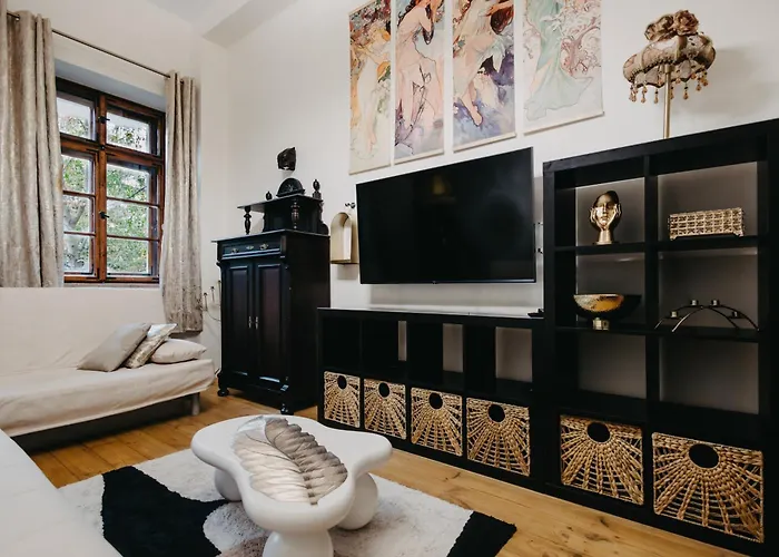 Bujwida - Unikalny Przy Placu Grunwaldzkim, Uniwersytetach I Politechnice - - Fair * Wrocław